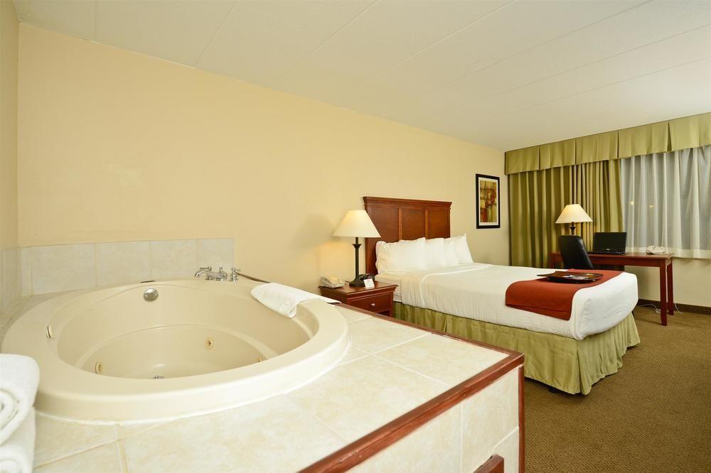 Best Western Plus La Porte Hotel & Conference Center Esterno foto